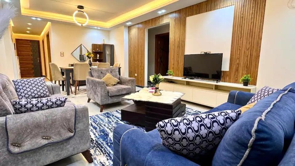 Apartment 3 Bedroom Luxury Apartment-maadi 2